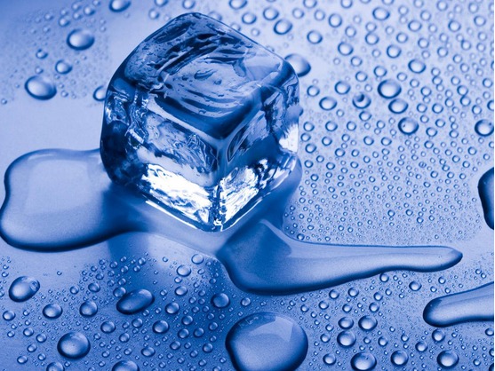 Melting Ice Cubes Science Lesson Plan – Learning About Solids, Liquids and Gases