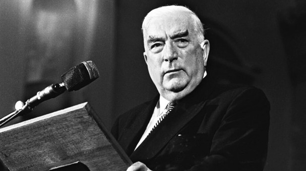 Yr 9 History Lesson – Robert Menzies Announces Australia’s involvement in WW2